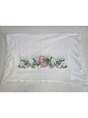 Vtg Cottage Core Embroidered Cotton Tablecloth Tea Towel Apple Basket Crochet